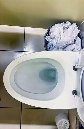 https://blockeddrainsmorley.com.au/uploads/2025/07/blocked-toilet-31722.jpg
